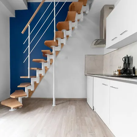 Les Stins - Climatises - Centre Apartment *
